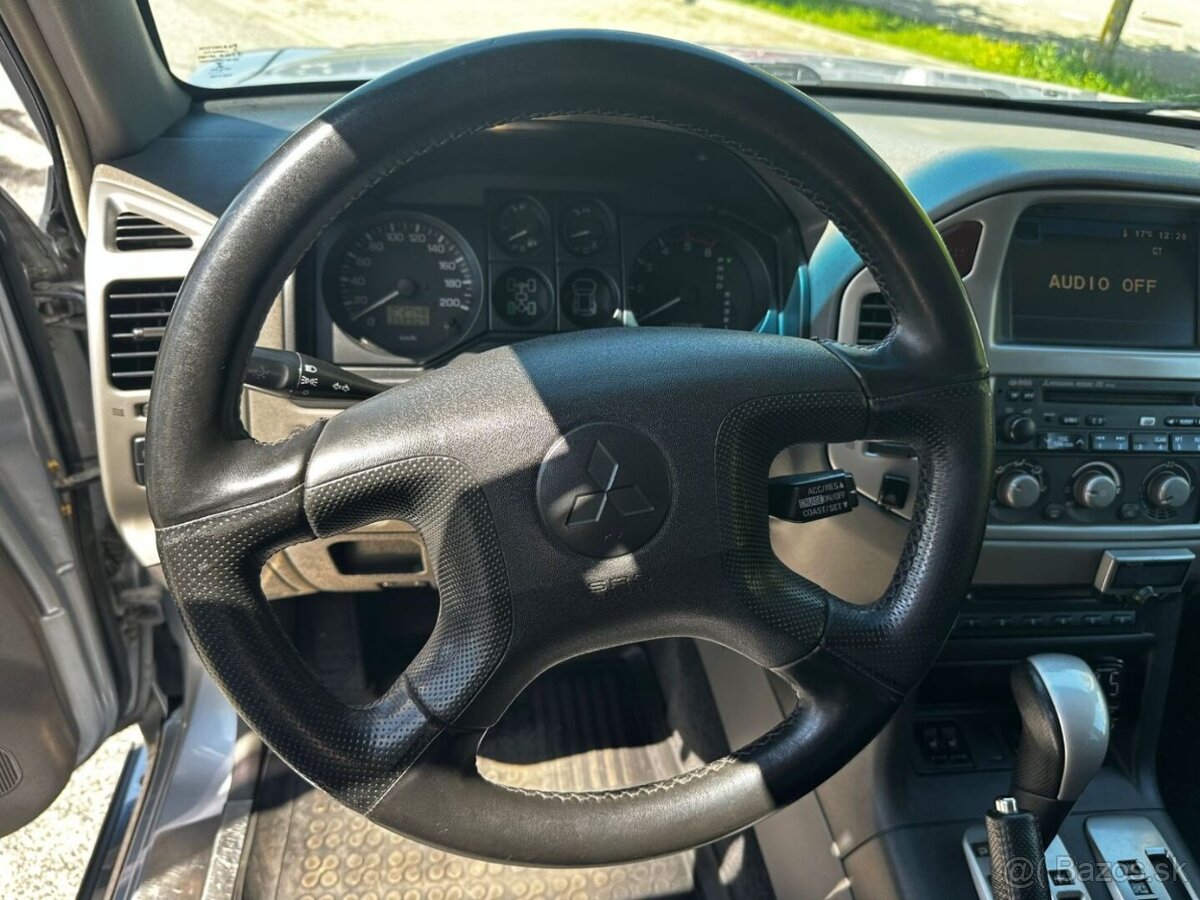 Mitsubishi Pajero 3.2 DI-D - 14