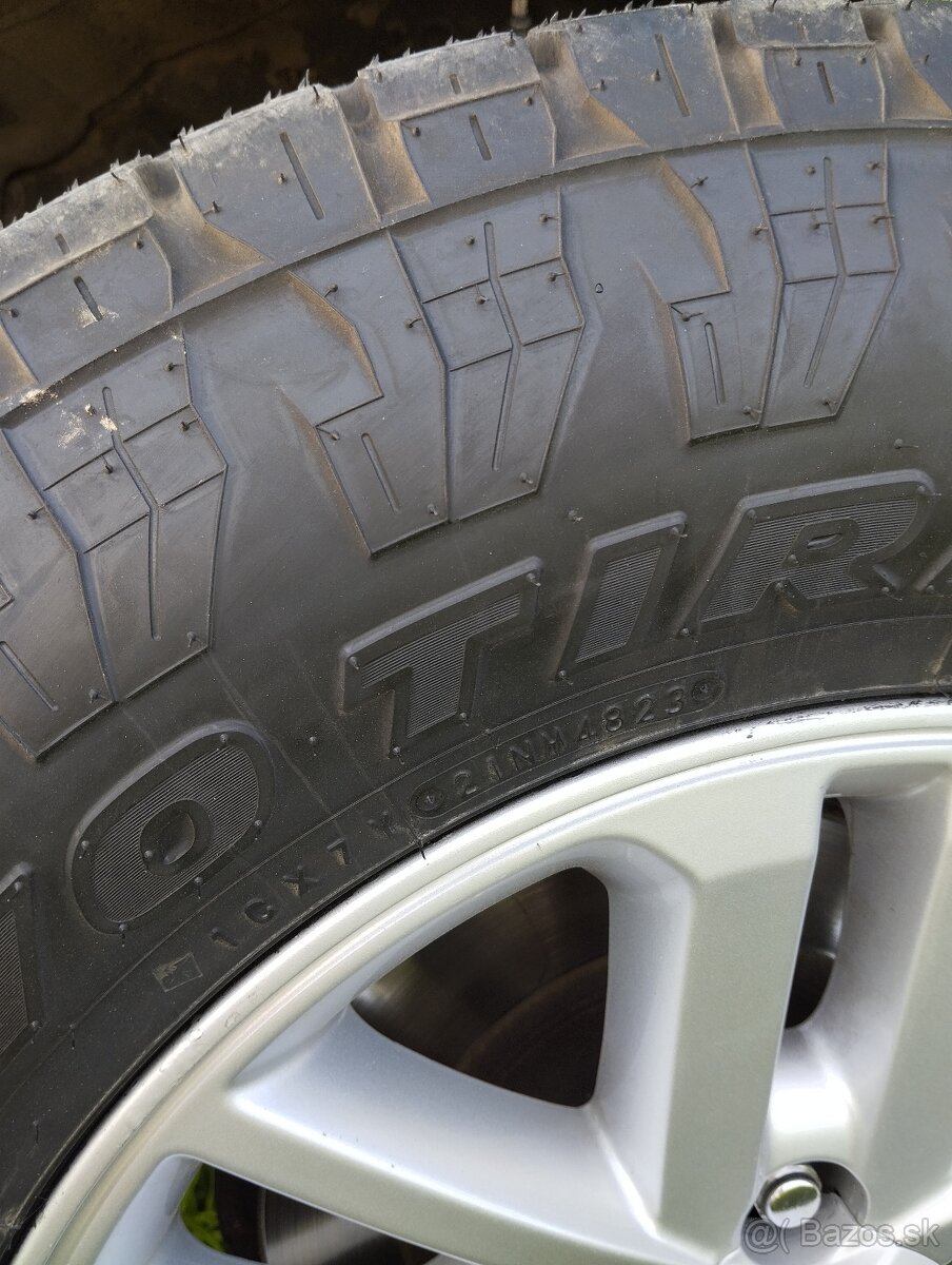 Toyota Hilux 3.0D4D automat - 14