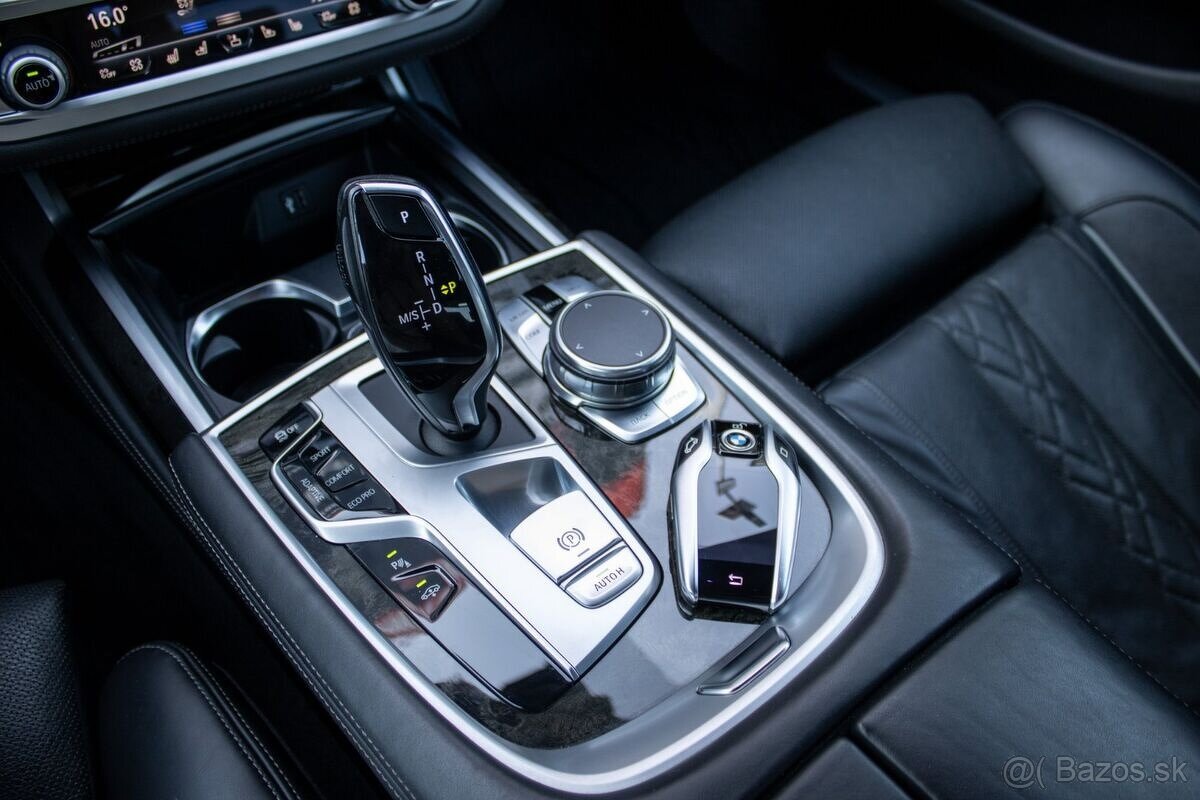 BMW Rad 7 740d xDrive / 235kW / A8 / 2018 - 14