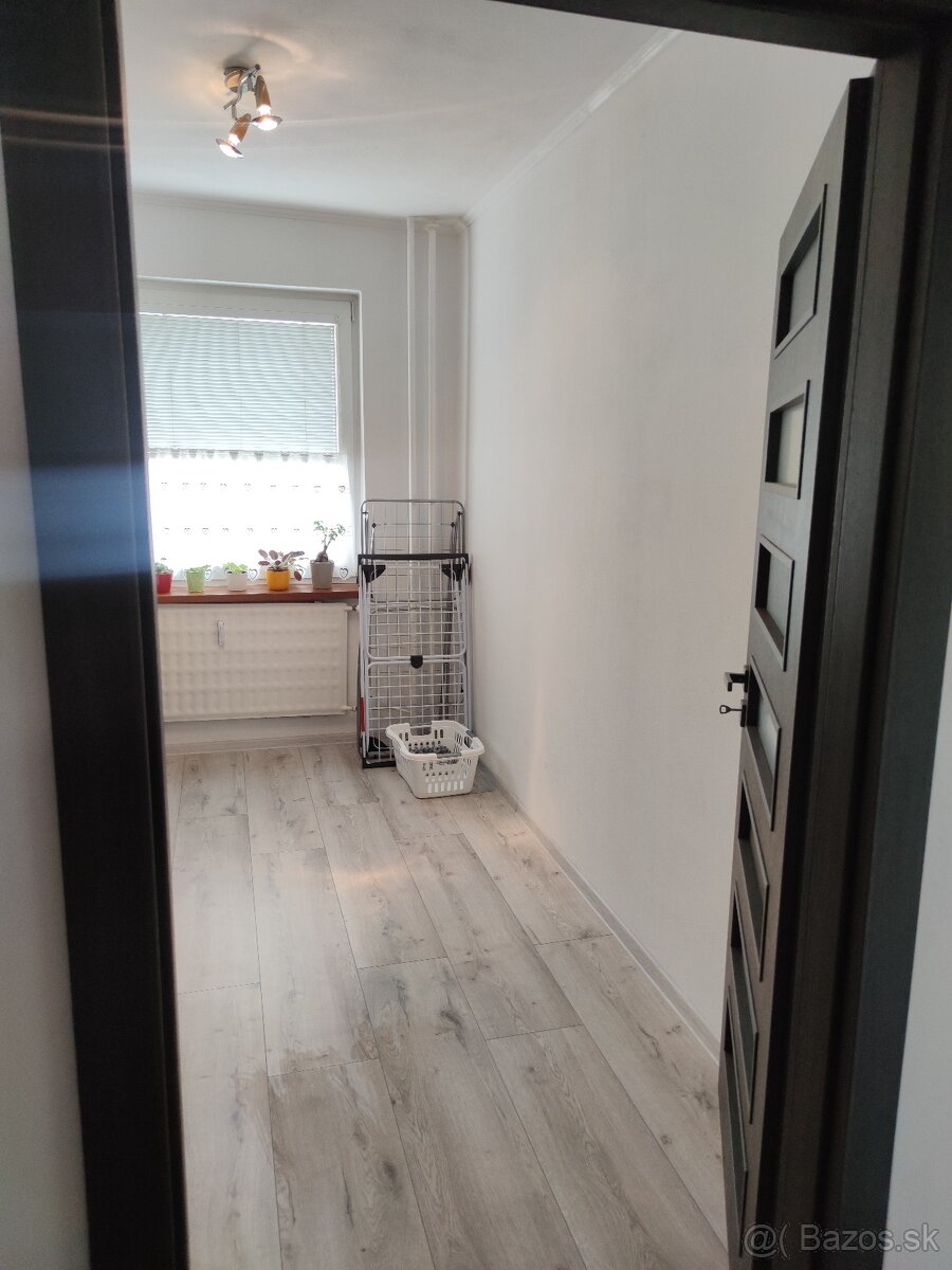 3 IZBOVÝ byt Partizánske, Horská ulica, sídlisko Šipok - 14