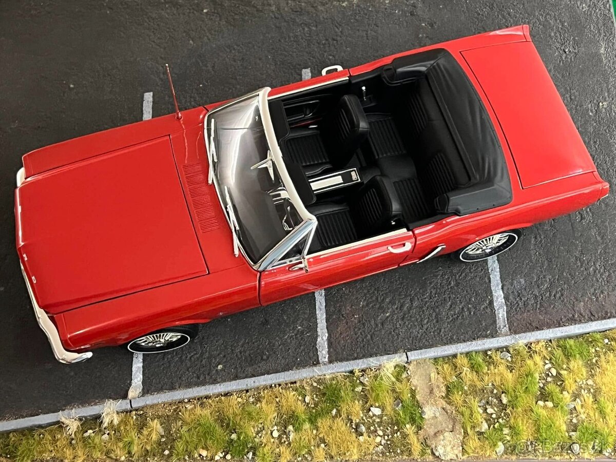 1:12 Ford Mustang 1/2 (1964) ERTL - 14