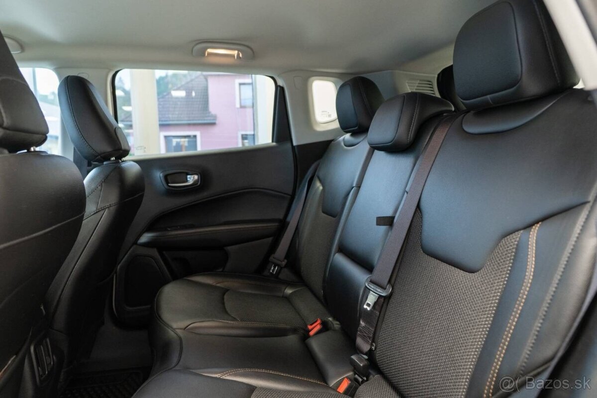 Jeep Compass 2.0L MJet 140 4WD Limited A/T - 14