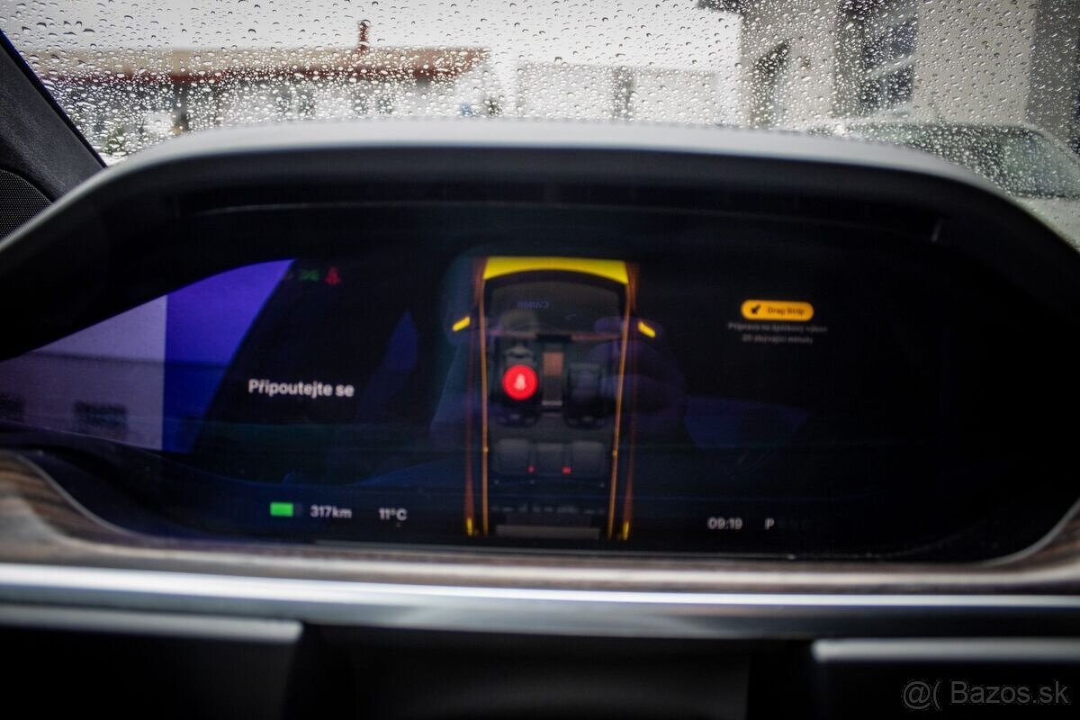 Tesla Model X AWD, 504kW, A, 5d. (2023) - 14