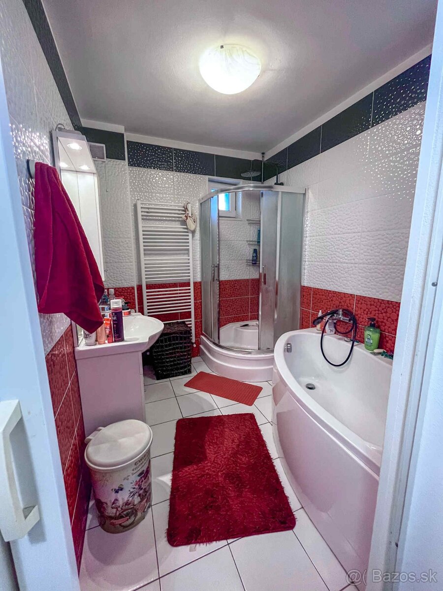 5 izbový rodinný dom - Tešedíkovo - 14