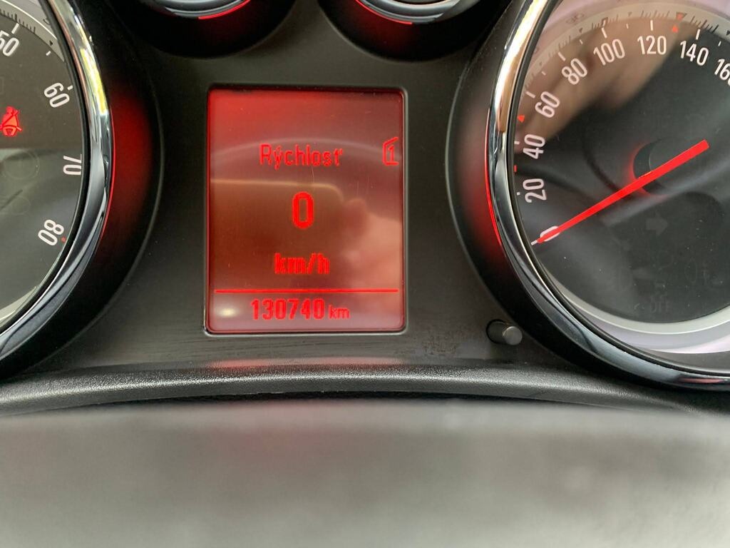 Opel Astra J Cosmo. 1.4 - 14