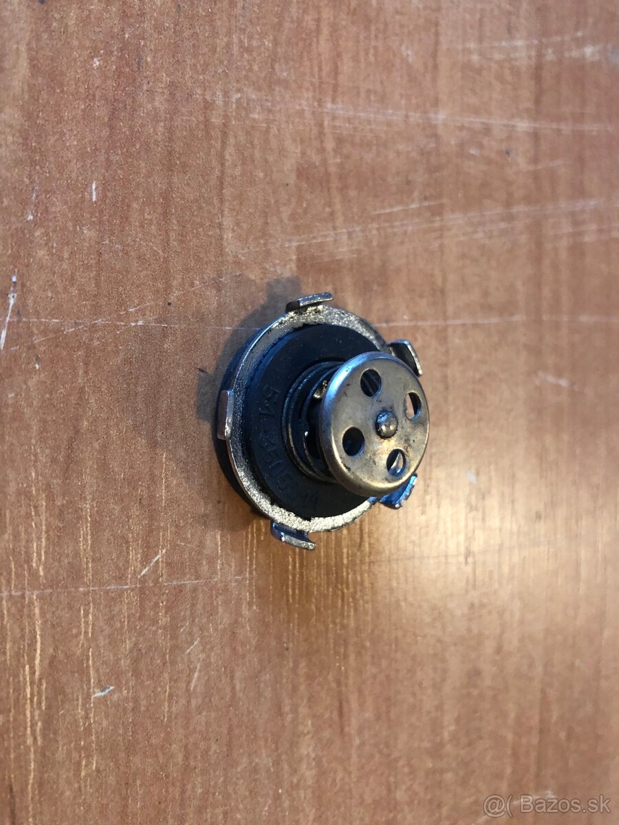 Brzdový kolesový valček uaz, Gaz, Volga - 14