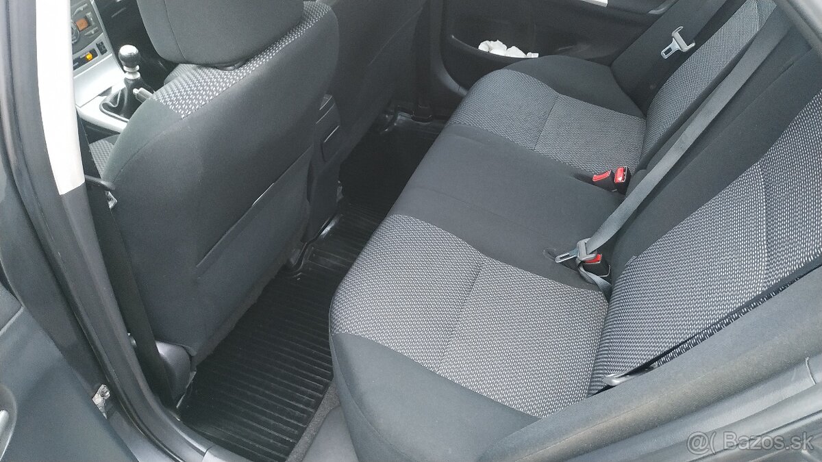 Toyota COROLLA 1.6 VVTI,97kw 11/2010 - 14