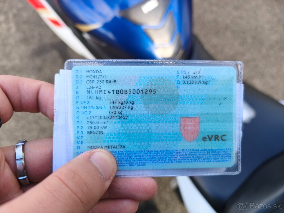 Honda CBR 250r - 14