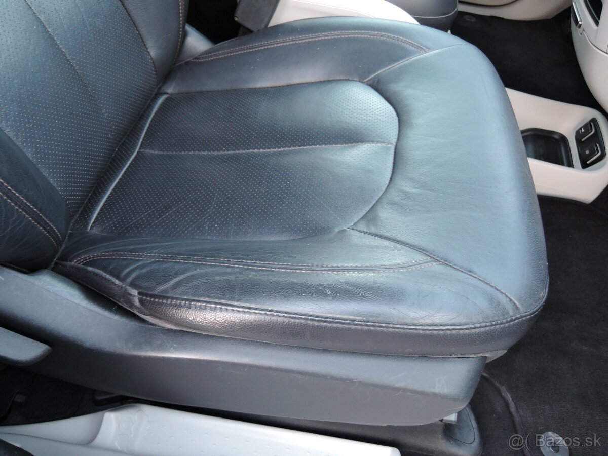 Chrysler Pacifica, 3,6 V6 Aut. StownGo Kůže 7míst - 14