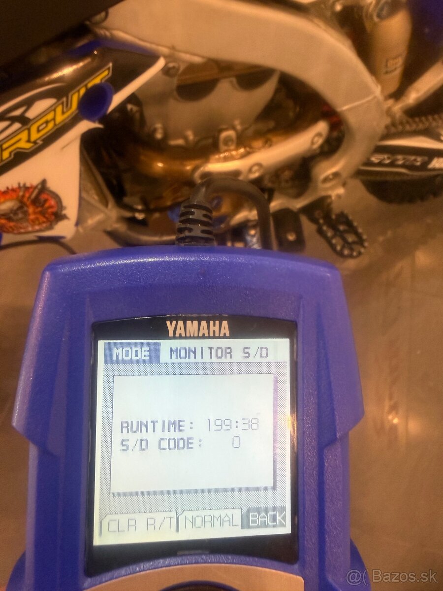 Yamaha yzf 250 - 14