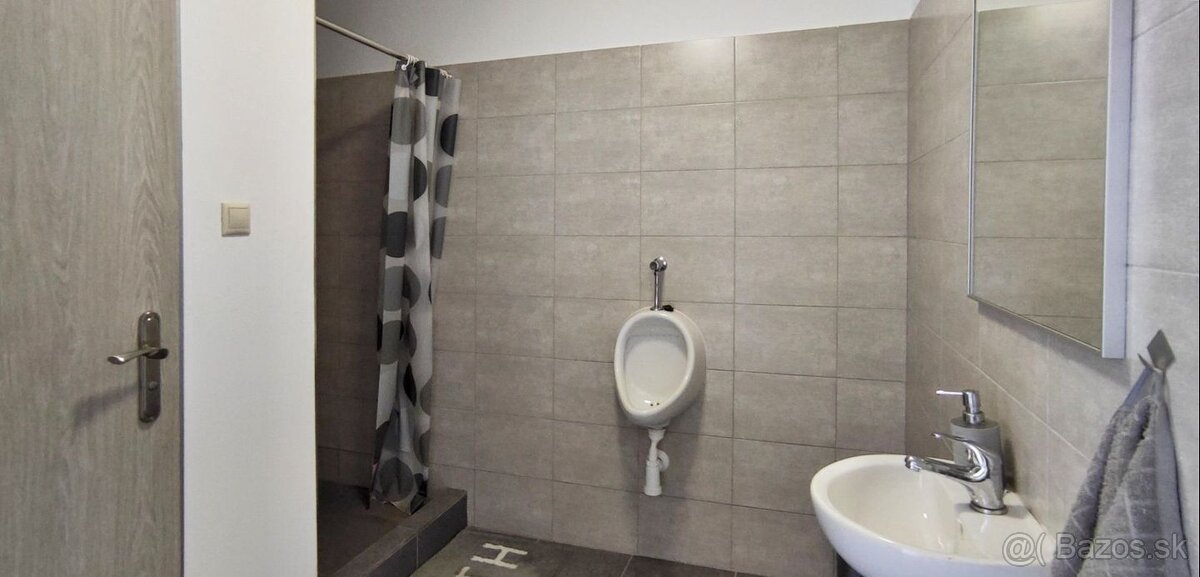 Priemyselný areál, Nové Mesto nad Váhom - 14