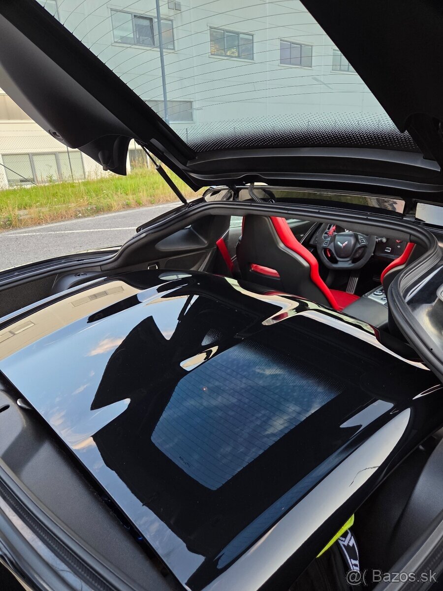 Chevrolet Corvette C7 - 14