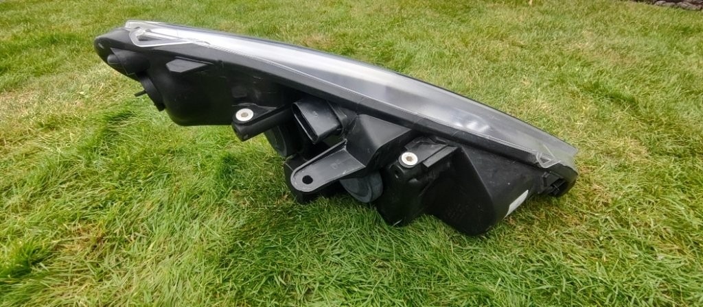 Ford Mondeo MK4 S-Max Galaxy - Lave predne svetlo - 14