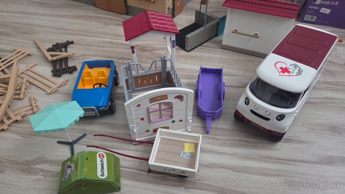 Schleich kone, stajne, dom - 14