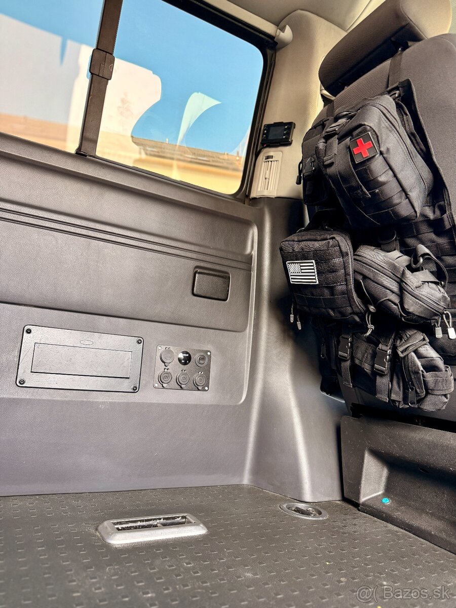 VW T5 Caravelle 1,9TDI, manuál Camper - 14