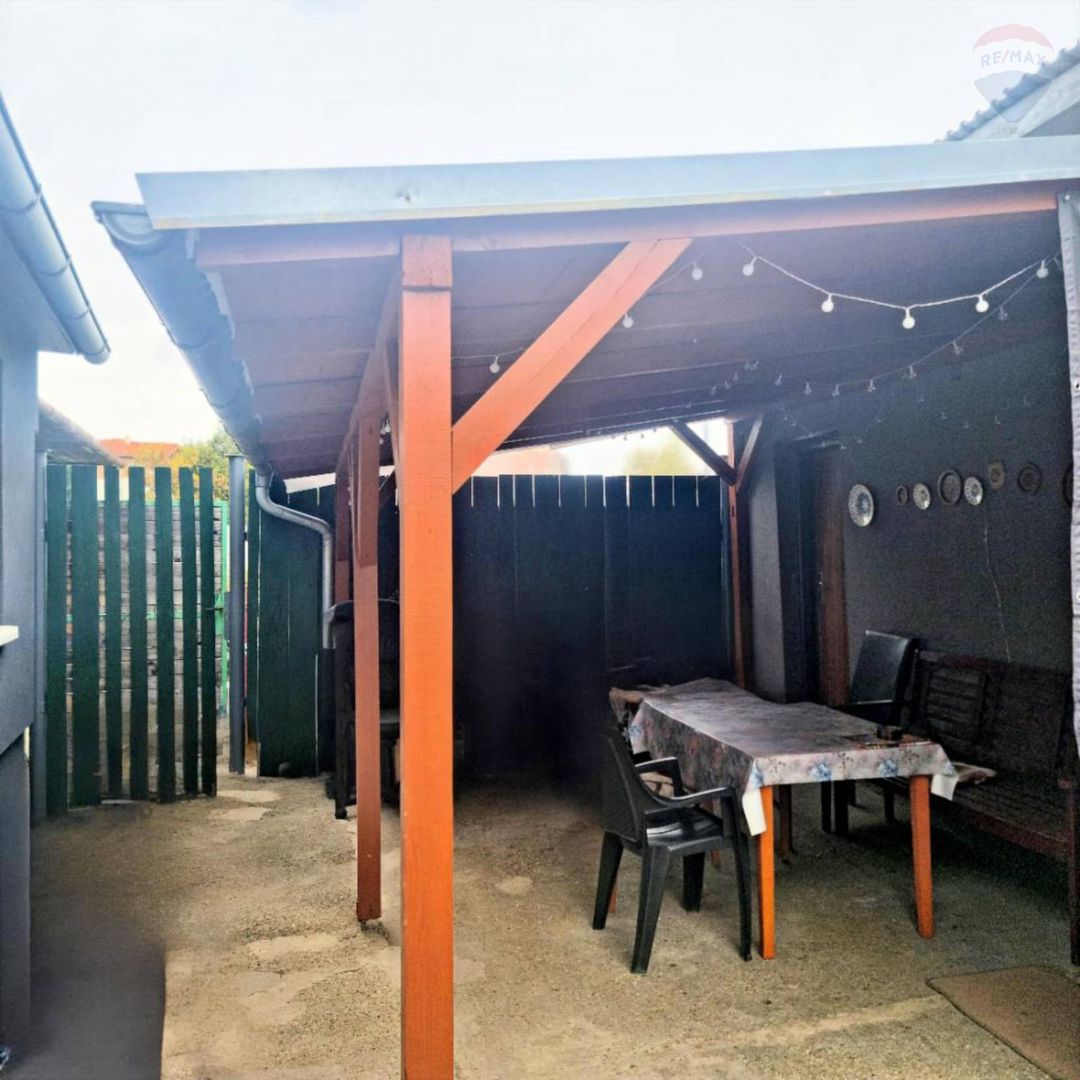 REZERVOVANÉ Predaj 3 +2 izbový rodinný dom v Sládkovičove EX - 14