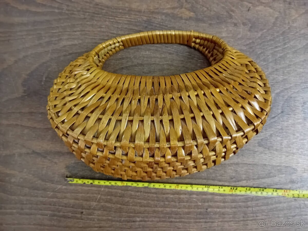 Dámska kabelka - rôzne typy a prútené košíky - 14