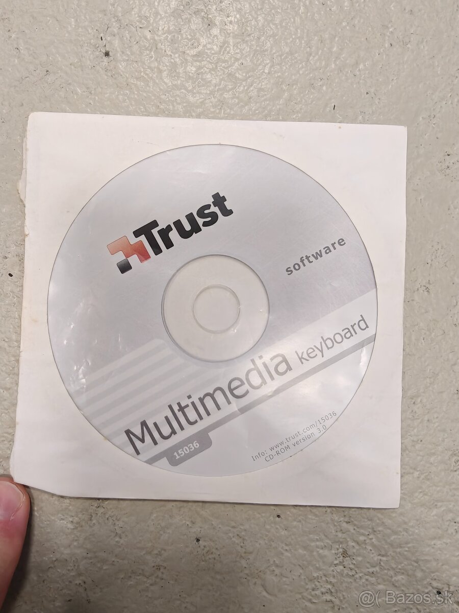 Intel Q9400 6GB GTX460 SSD - 14