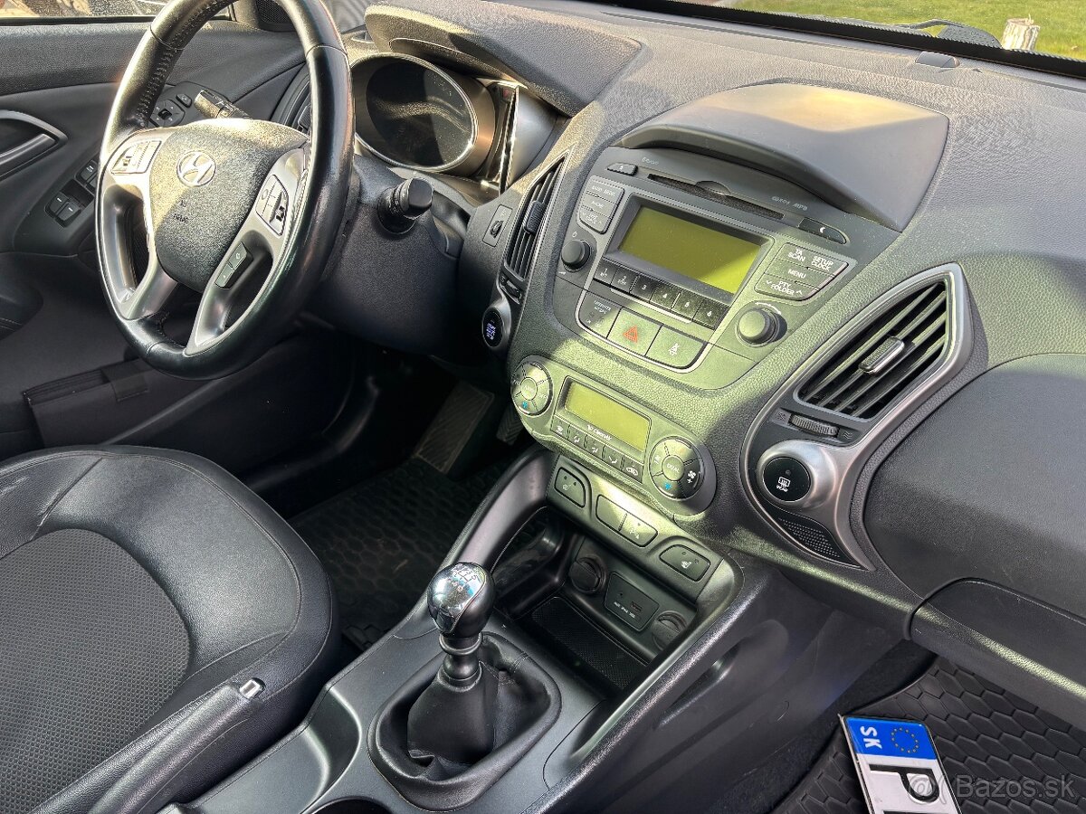 Hyundai ix35 r.v. 2014 - 14