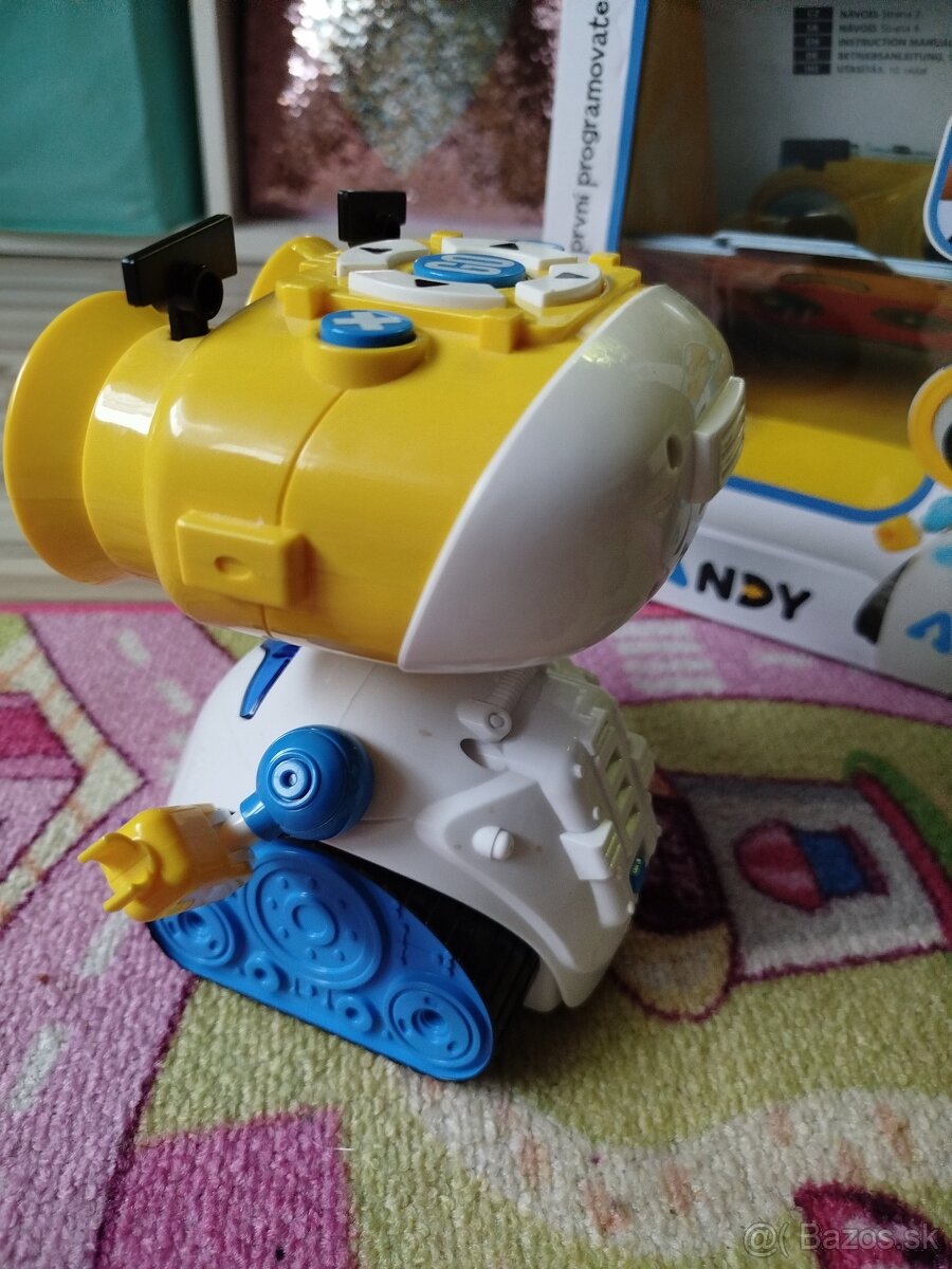 Andy programovateľný robot v top stave - 14
