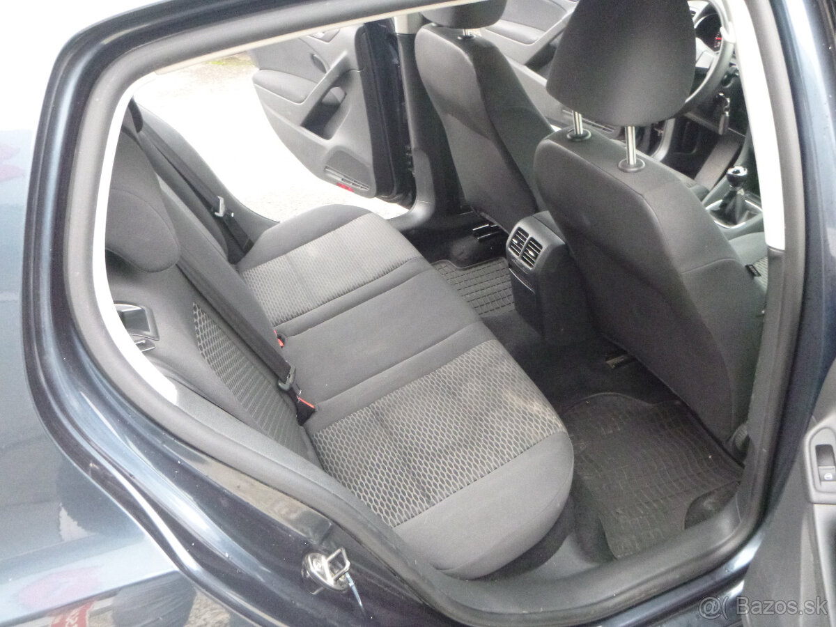 Volkswagen Golf 1,4i 16v 2010 - 14