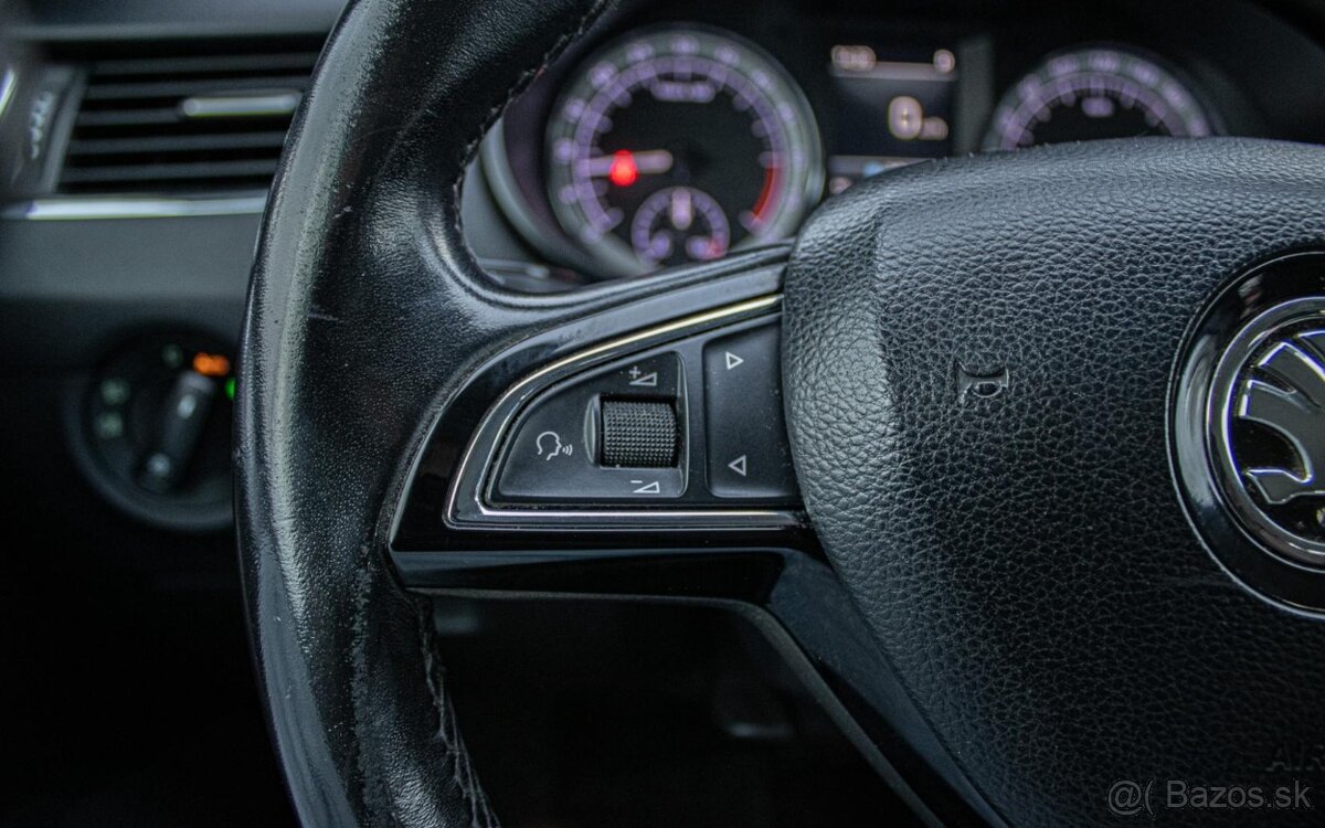 Škoda Octavia Combi 3fl 2.0TDI 110kW DSG A6 - 14