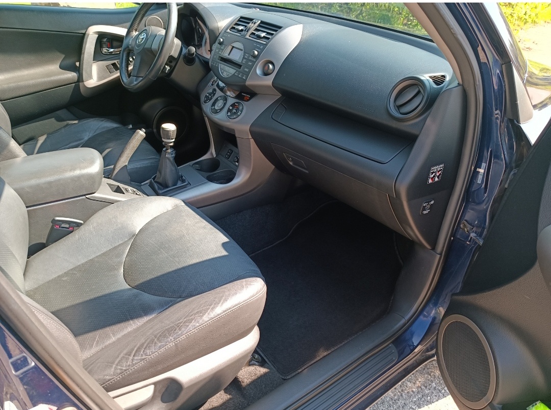 Toyota RAV-4 2,2diesel 4x4 - 14