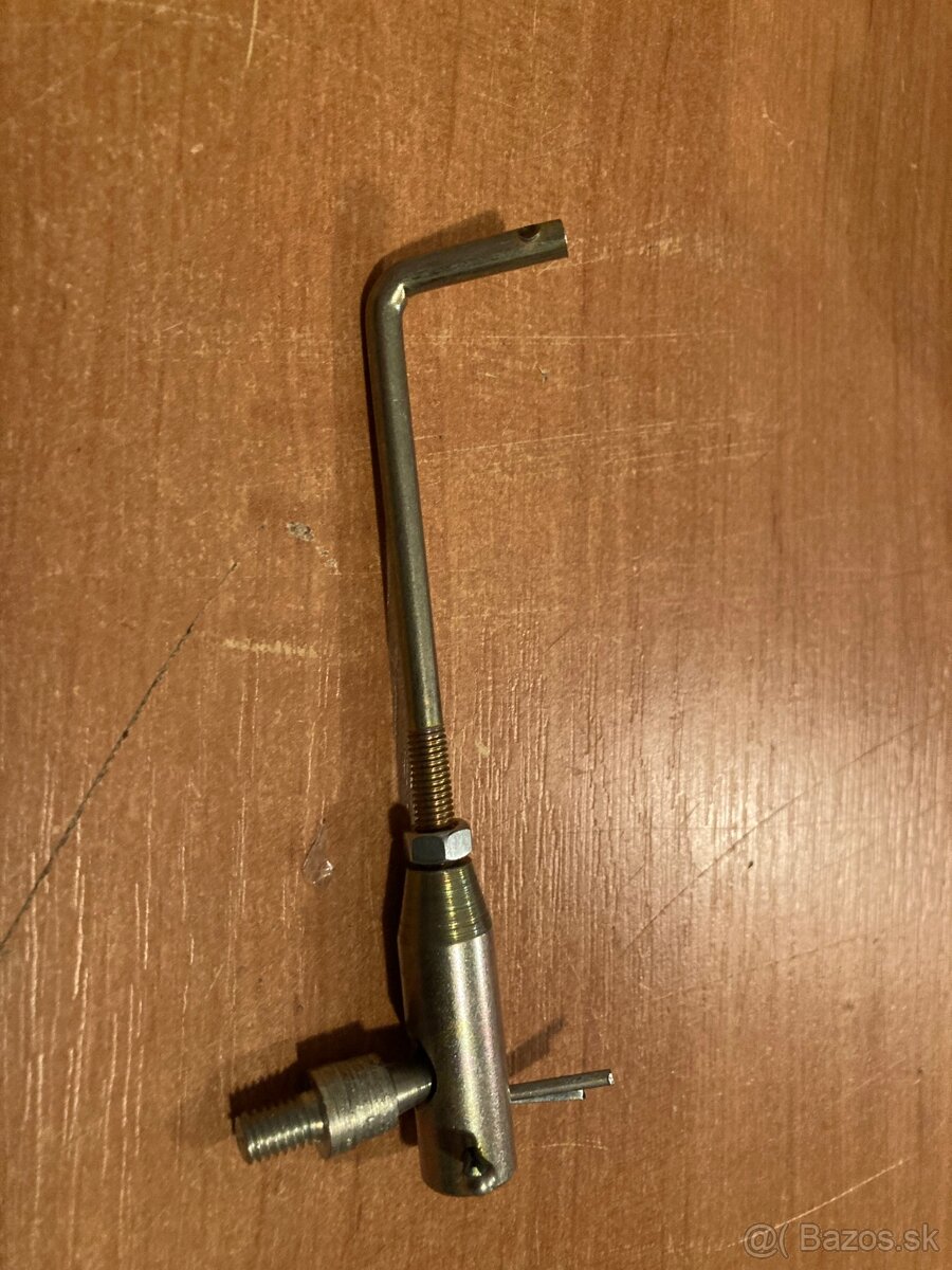 Gaz 69 tlmič a koleno výfuku - 14