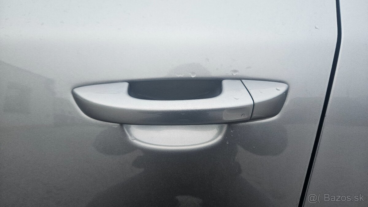 Škoda Superb Combi 2.0 TDI - 14