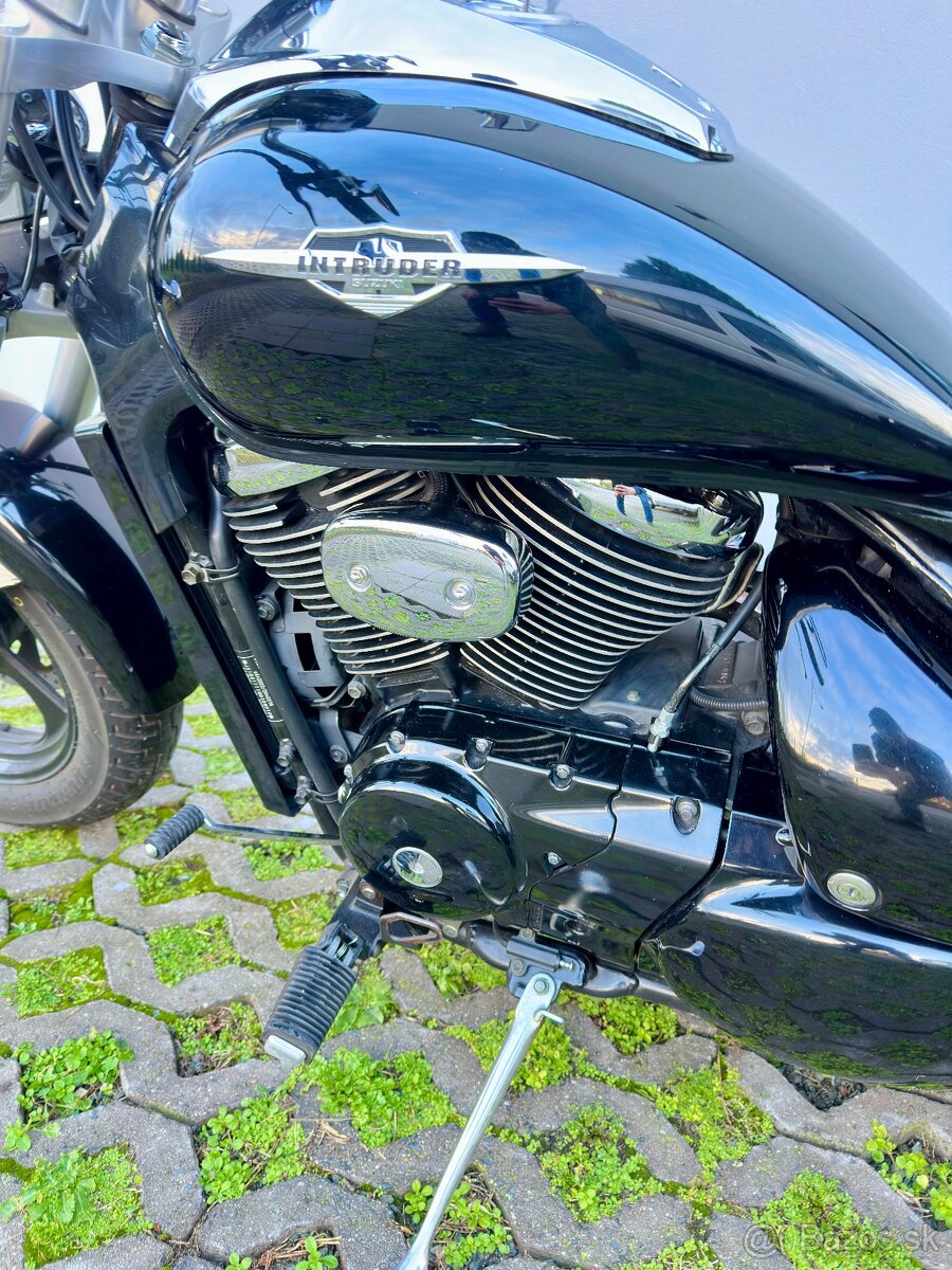 Suzuki c 800 Intruder - 14