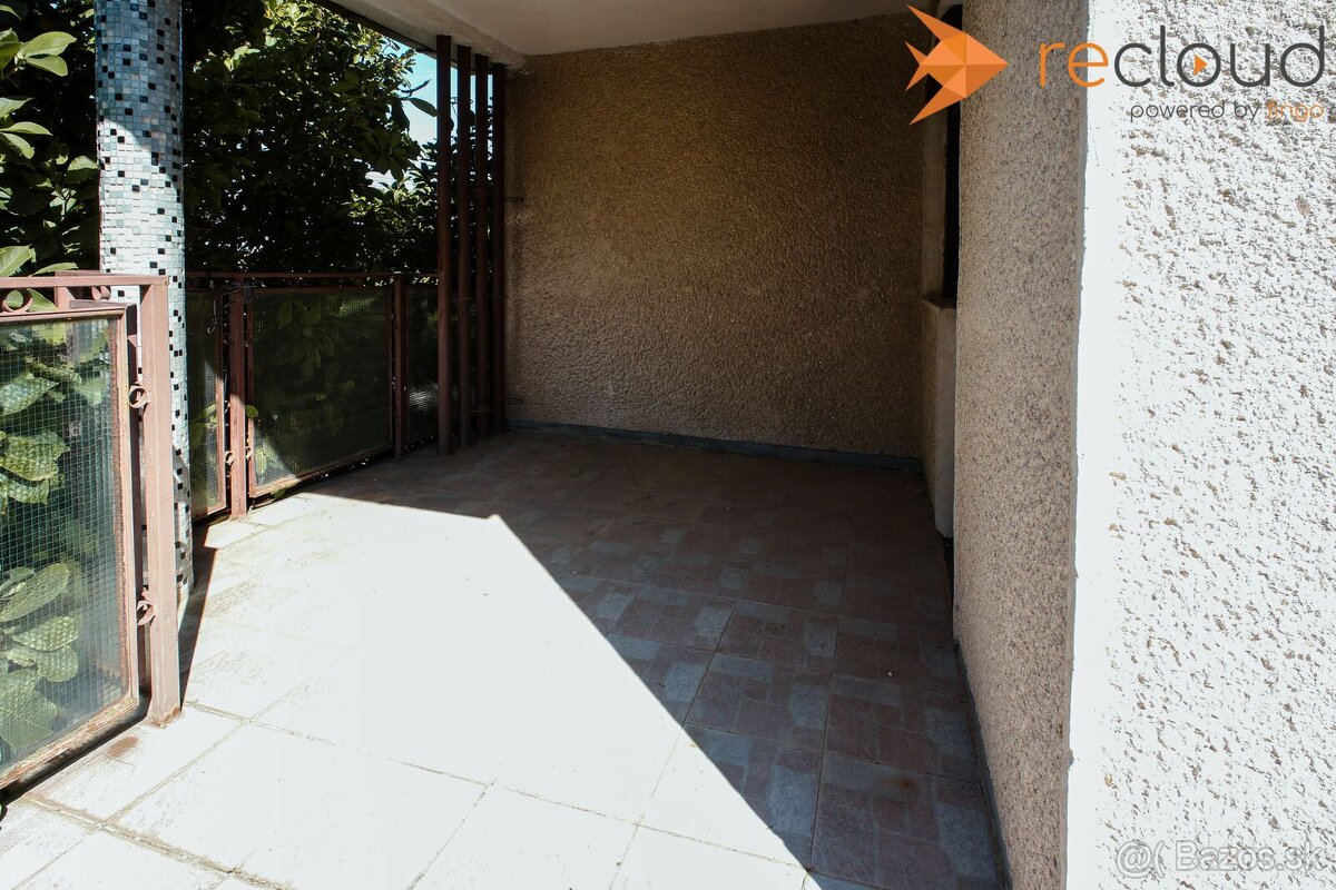 REZERVOVANÉ - Rodinný dom v Obci Lok 12 km od Levíc - 14