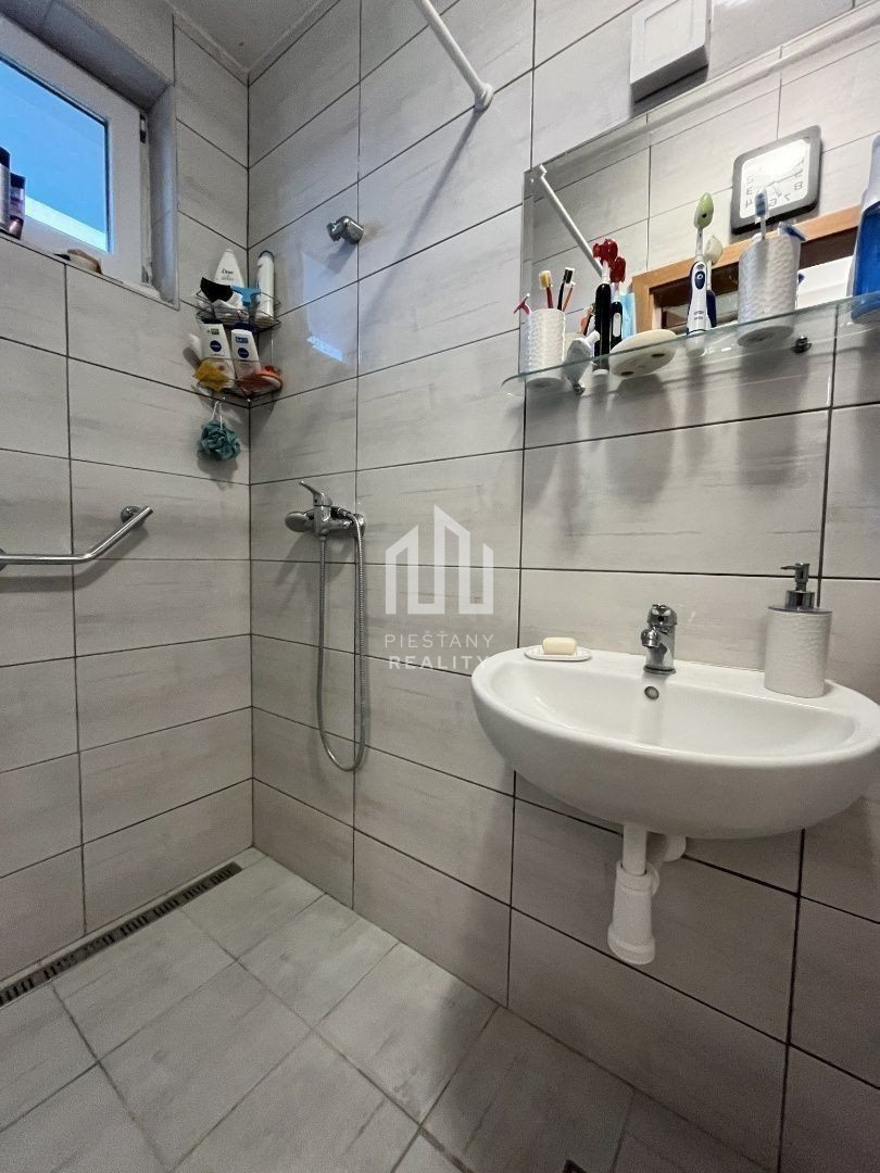 NOVÁ CENA 4-izbový RD s potenciálom ďaľšieho 3i domčeka na - 14