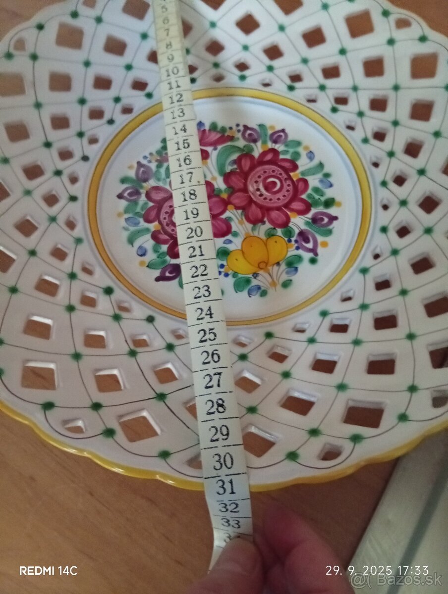 Vázy taniere na stenu cutory - 14