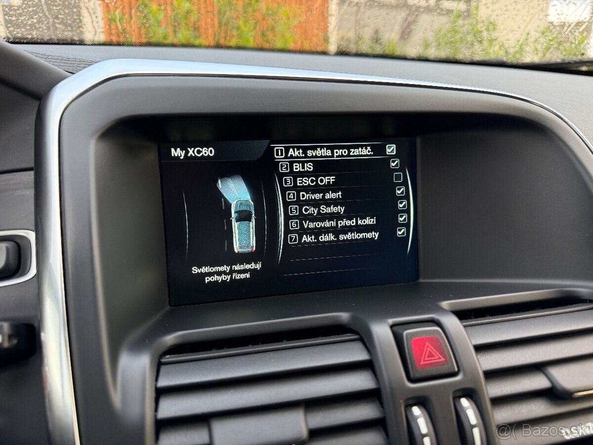 Volvo XC60 D5 2.4L Summum Geartronic AWD - 14