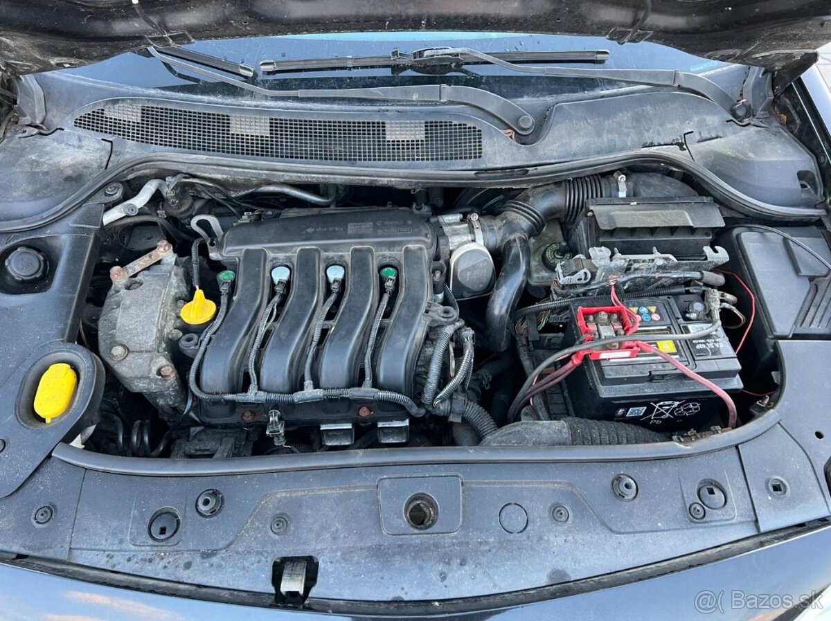 Renault Megane 1.6i 16V 83kw STK 3/2027 - 14