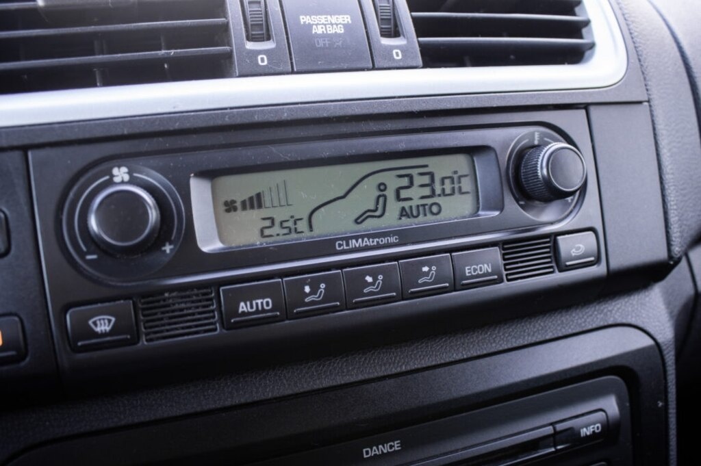 Škoda Fabia 1.6 Elegance, 77kW (2008) - 14