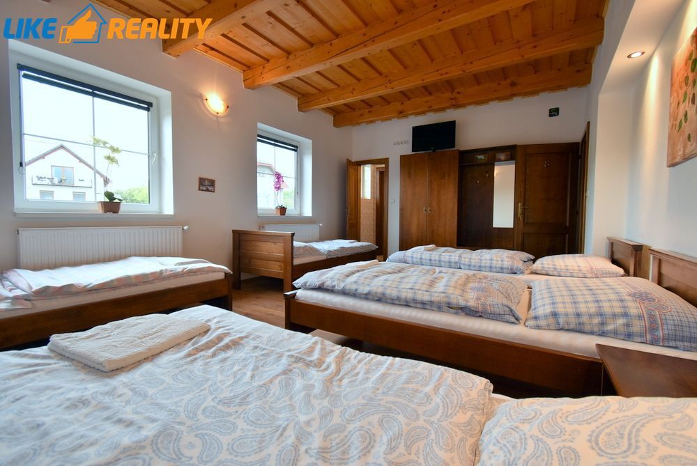 Podnikateľský objekt v Mošovciach – pálenica, pohostinstvo a - 14