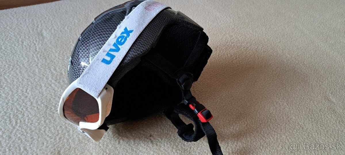 Dievčenské lyže, lyžiarky, palice a helma - 14