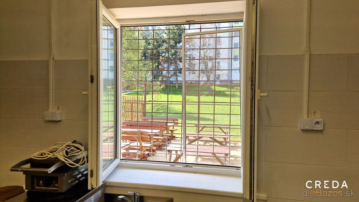 CREDA | predaj podnikateľský objekt s parkoviskom, Nitra - K - 14