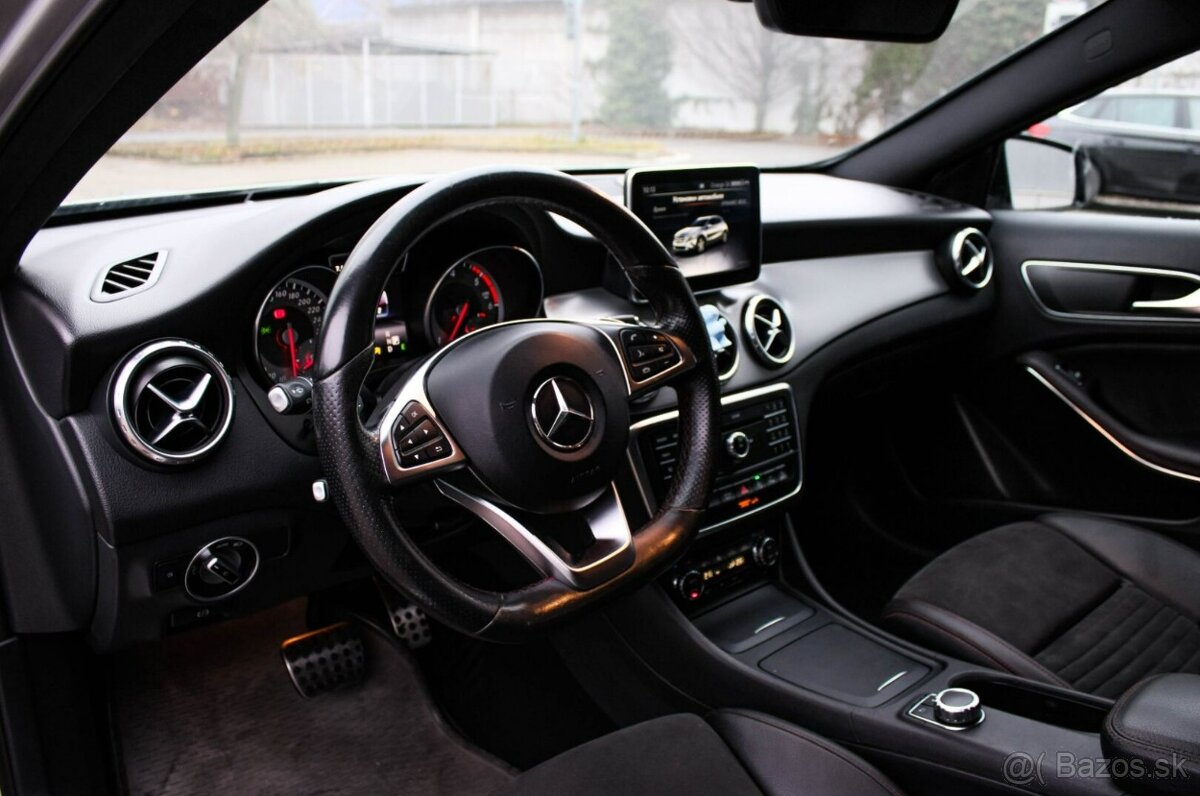 Mercedes-Benz GLA 220d 4MATIC AMG - Line - 14