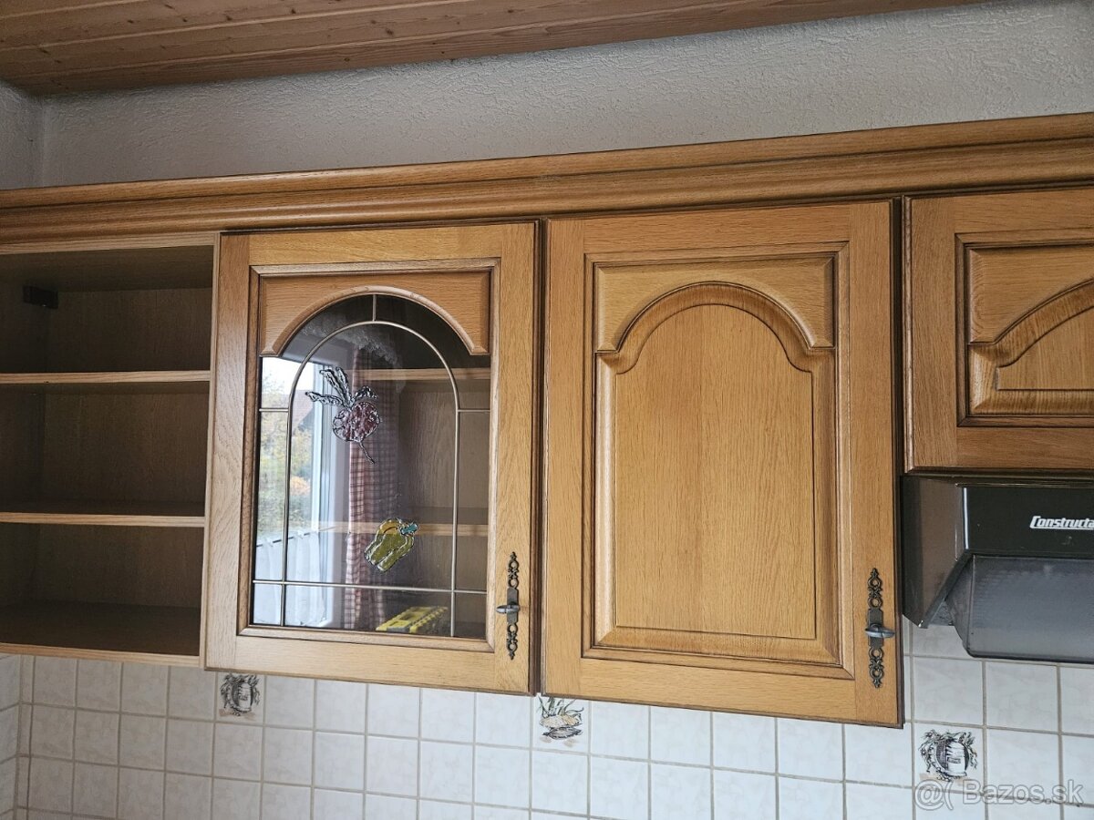 Masivní kuchyňská linka z Německa se spotřebiči - 14