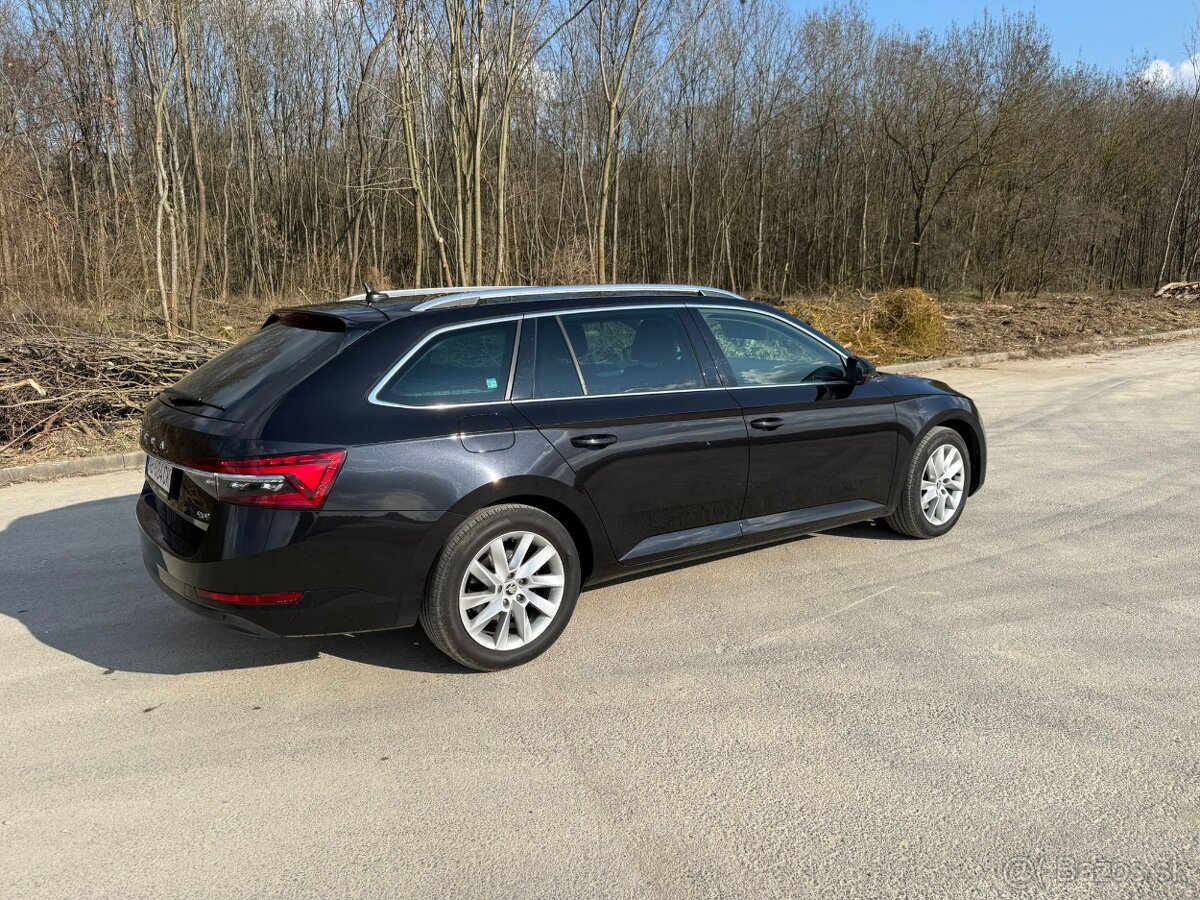 Škoda Superb Combi 2.0 TDI STYLE 4x4 - 14