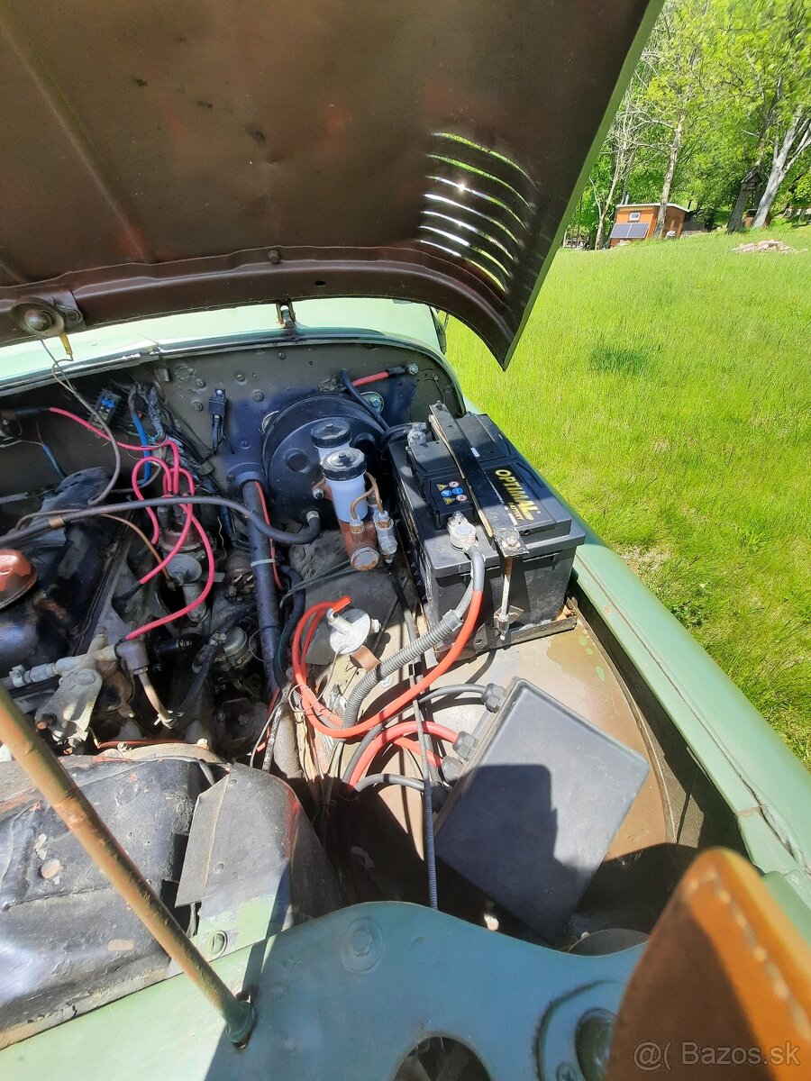 UAZ 469 2.4L Benzín - 14