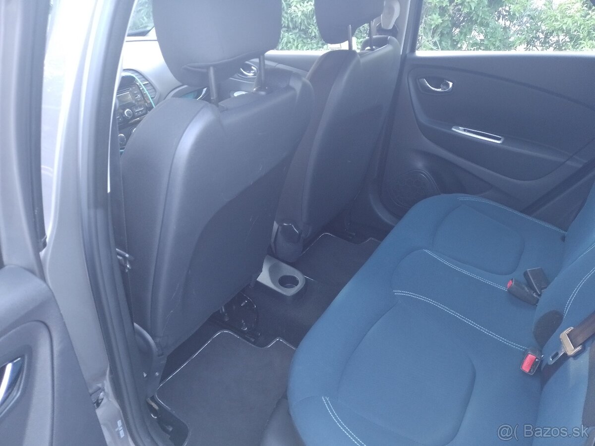 Predám Renault Captur 0.9 tce,rv:2016 - 14