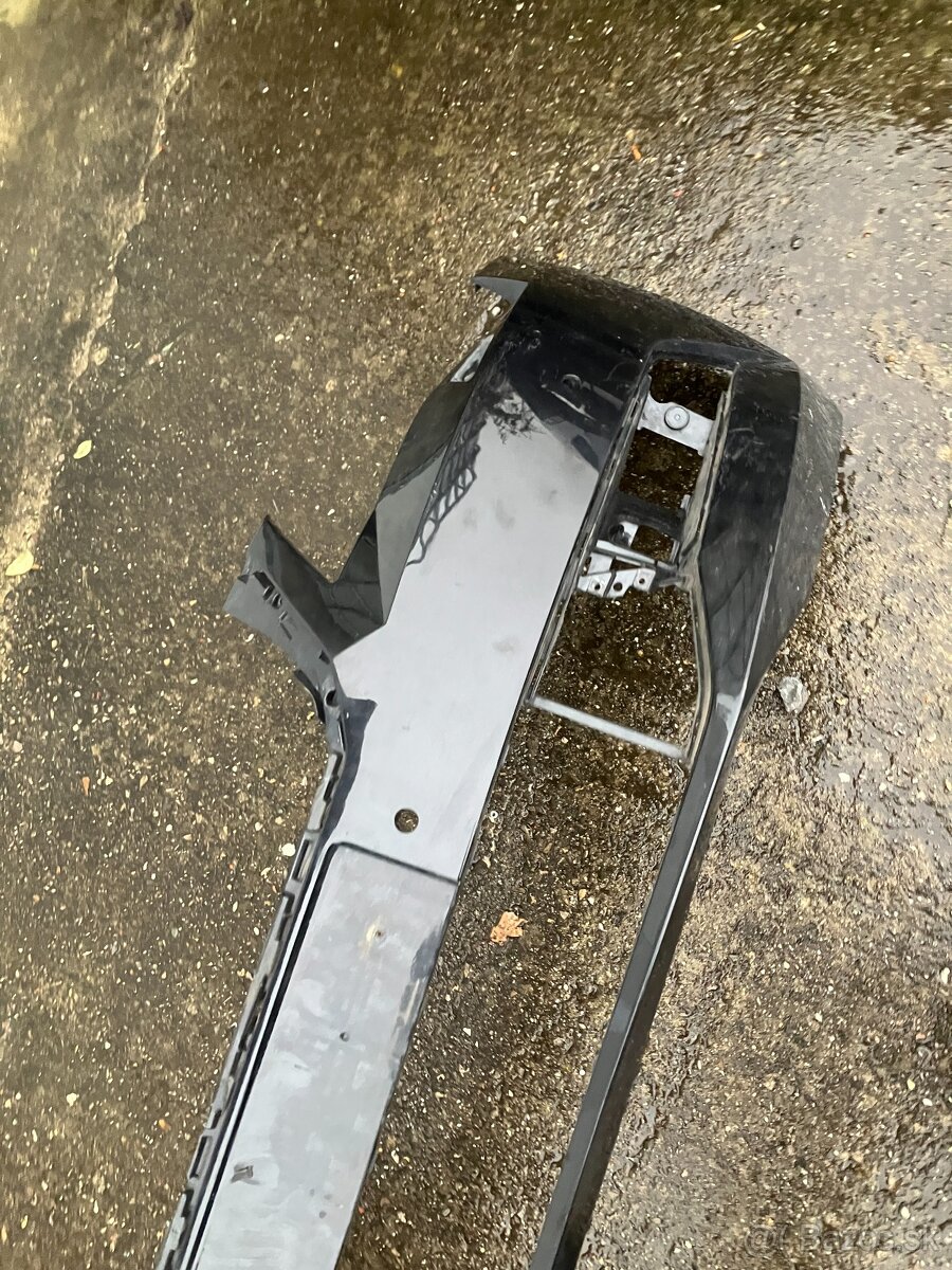 predni naraznik skoda superb 3 III 3v0 6xpdc cerny - 14