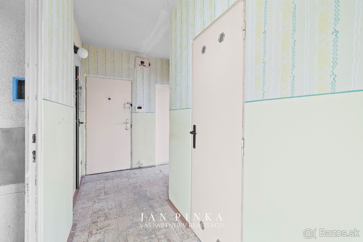 4-izbový byt v tichej časti Ružinova +komora+šatník+špajza - 14