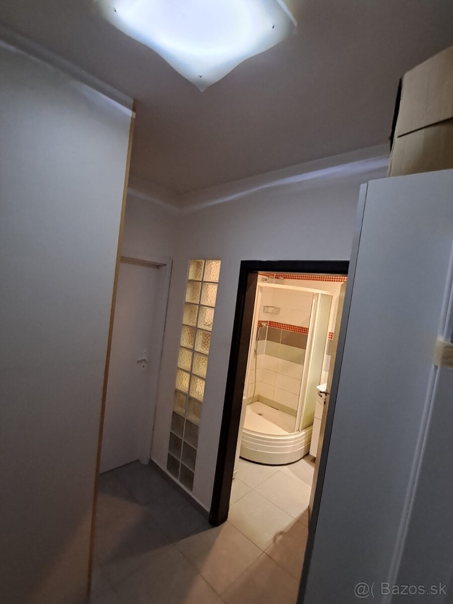 Na prenajom 2 izbovy byt Vrakuna - 14