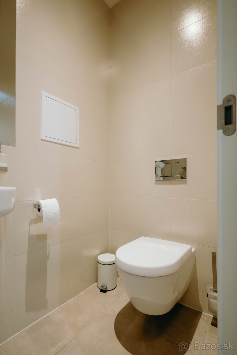 Nadčasová elegancia v srdci zelene - 14