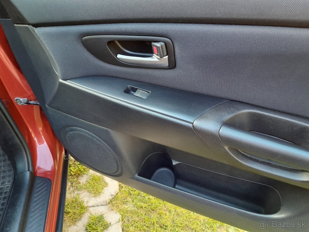 Mazda 3 hatchback 1.6 diesel - 14