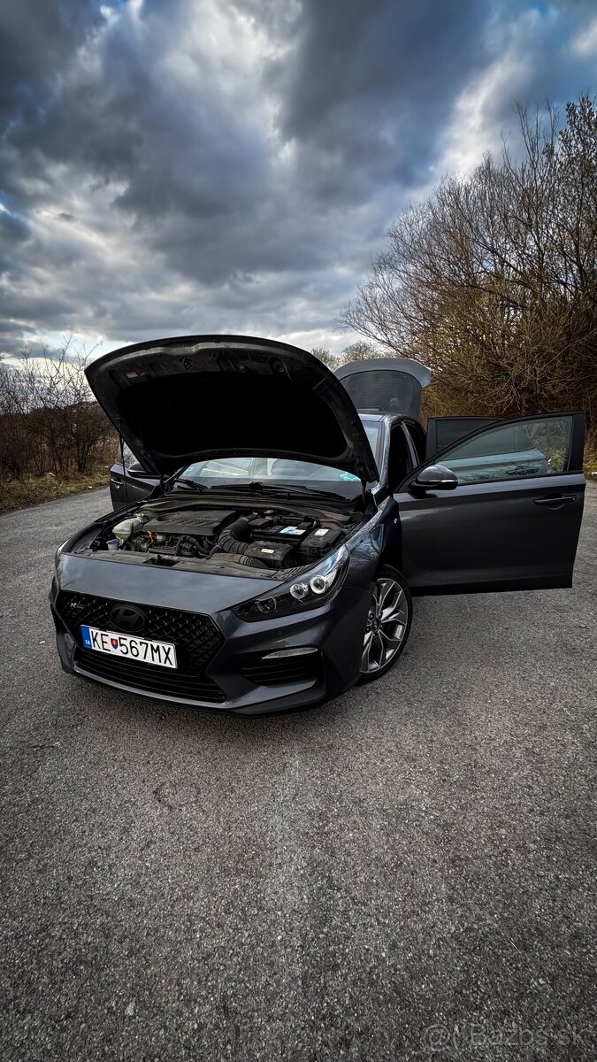 Predám Hyundai i30 FastBack N-Line 1.4 Tgdi - 14